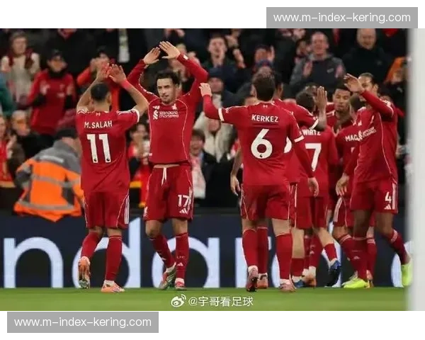 柯蒂斯·琼斯面对逼抢传球成功率92%,中场抗压能力成关键指标 柯蒂斯·琼斯面对逼抢传球成功率92%,中场抗压能力成关键指标